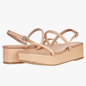 Brand new, Chinese laundry, Skippy sandal in nude, size 9